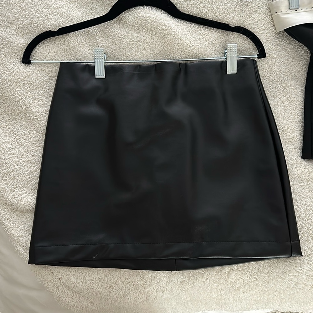 L’academie Black mini leather skirt